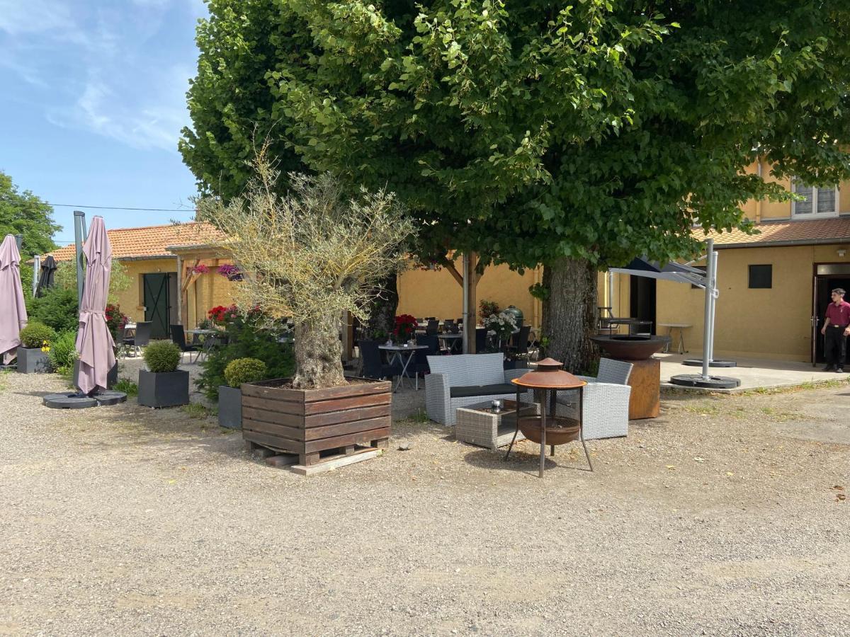 Logis L'Auberge Du Gros Silly-sur-Nied Dış mekan fotoğraf