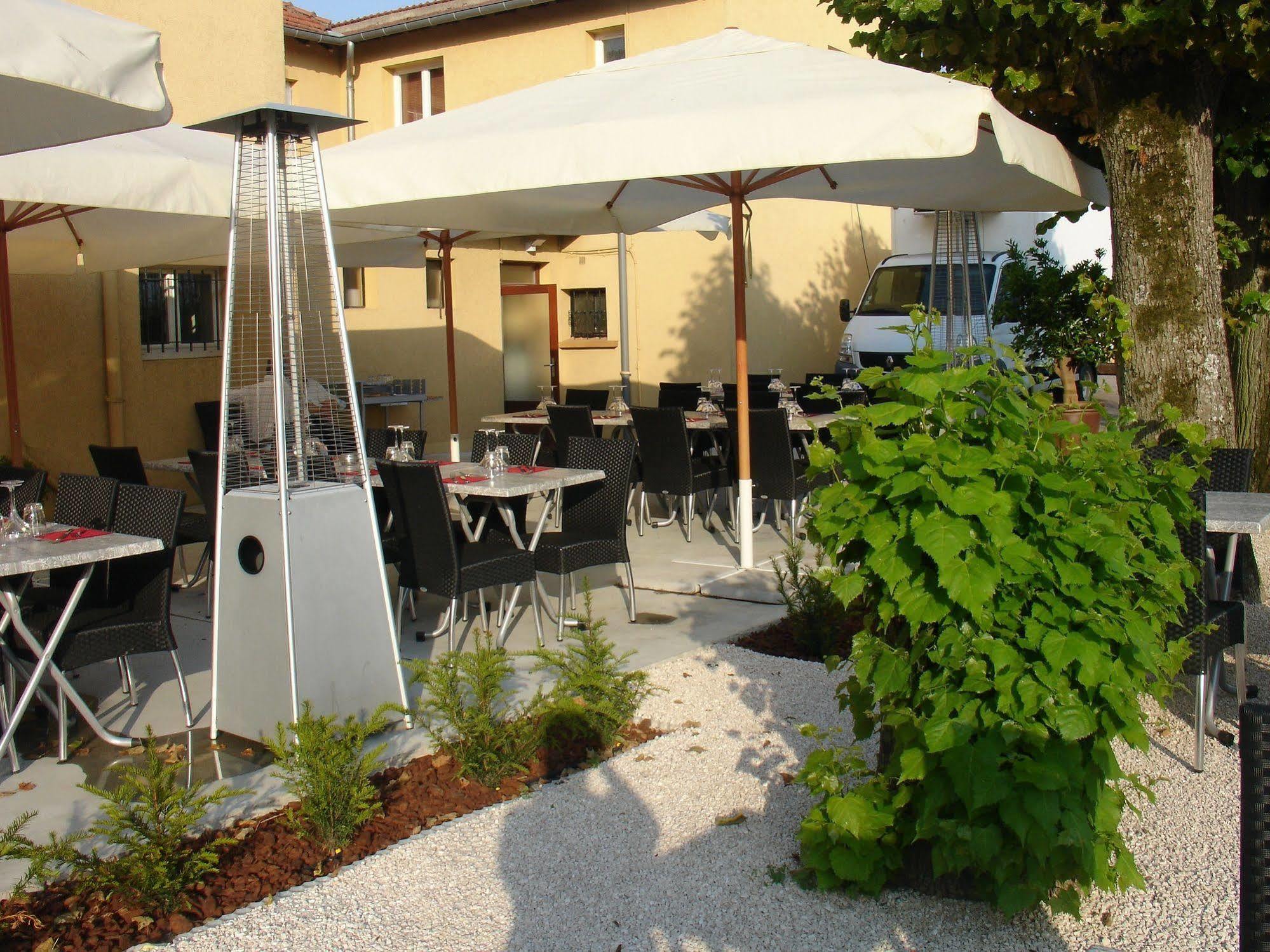 Logis L'Auberge Du Gros Silly-sur-Nied Dış mekan fotoğraf